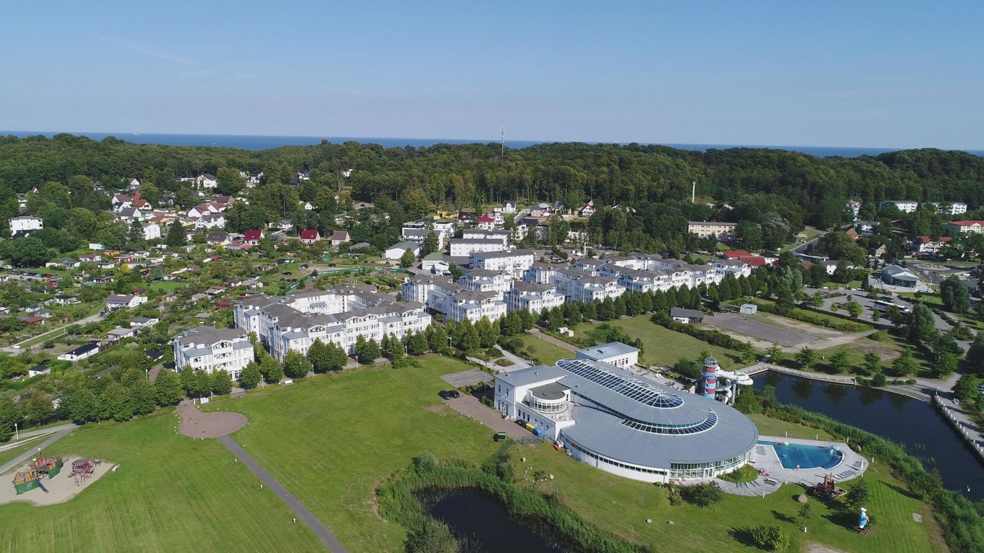 Haus Baltic 12 Mit Balkon - Zentrale Lage Im Ostseebad Sellin Exterior photo